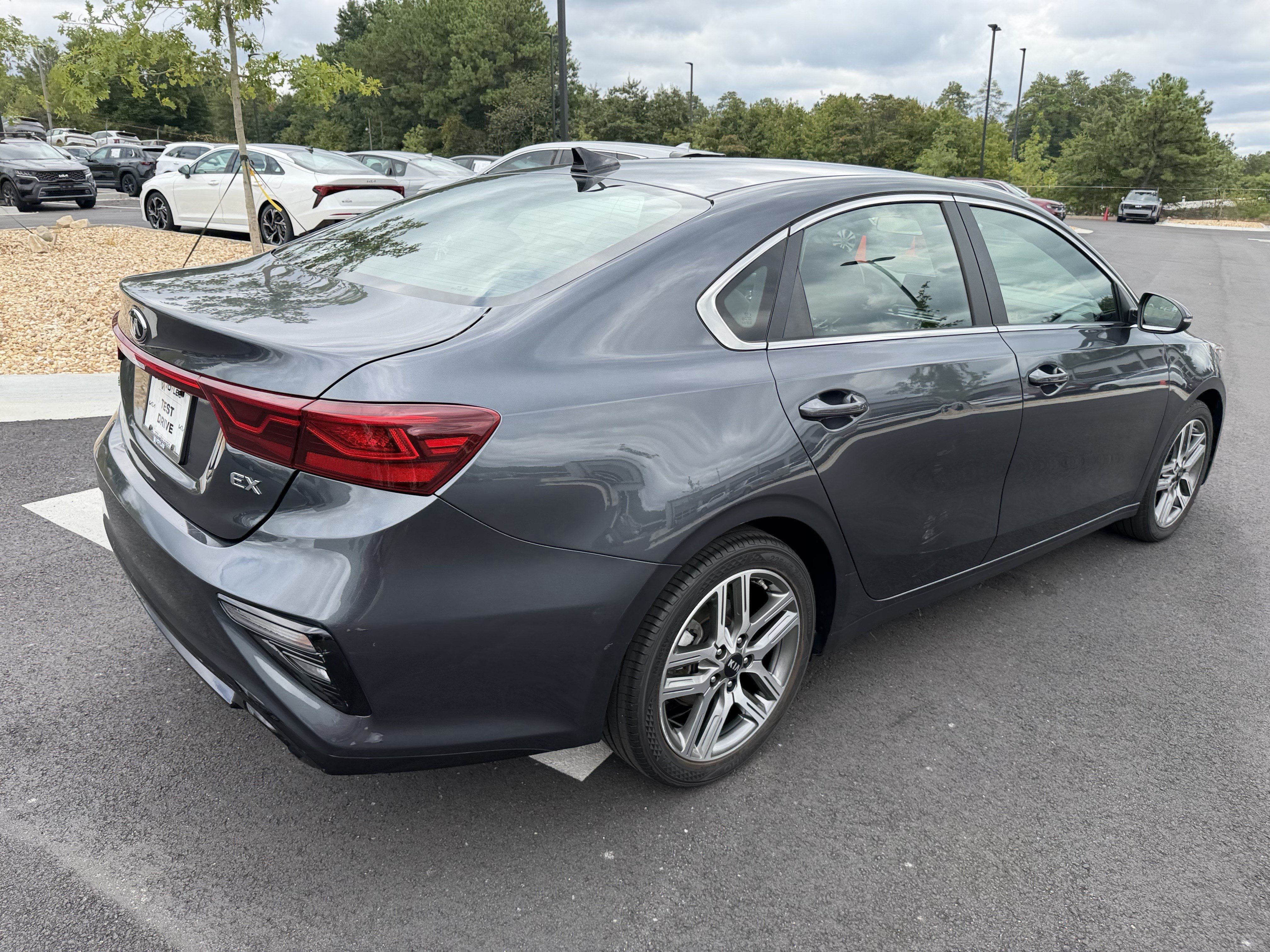 Used 2020 Kia Forte EX FWD image 5