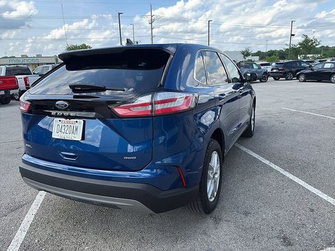 Used 2022 Ford Edge SEL w/ Convenience Package AWD/4WD image 6