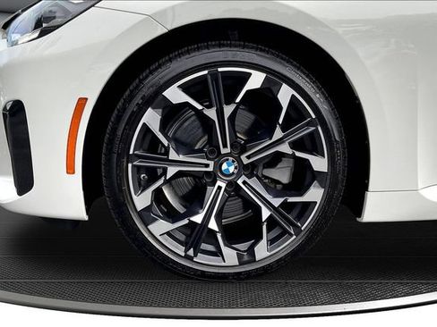 Used 2023 BMW X5 M50i w/ Executive Package AWD/4WD image 36