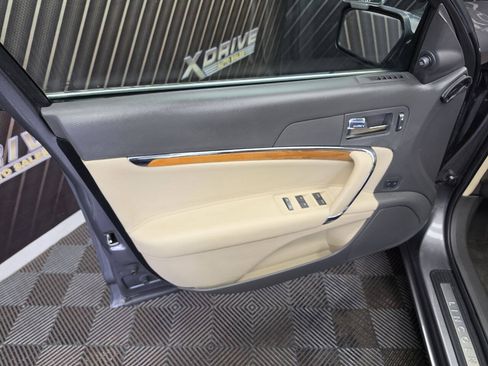 Used 2010 Lincoln MKZ FWD image 11