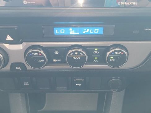 Used 2023 Toyota Tacoma SR AWD/4WD image 23