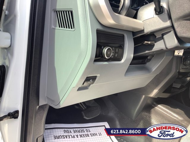Used 2025 Ford F550 4x4 Crew Cab Super Duty image 10