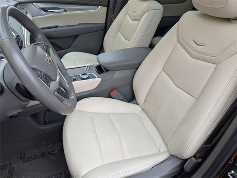 Certified 2023 Cadillac XT5 Premium Luxury image 21