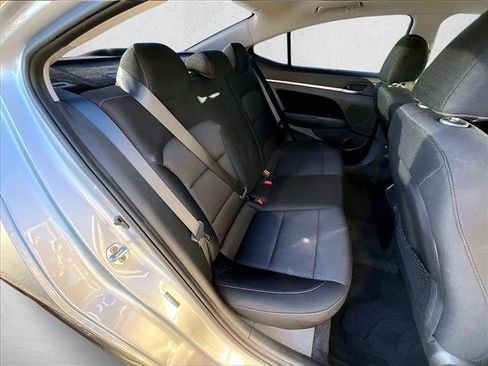 Used 2017 Hyundai Elantra Value Edition image 27