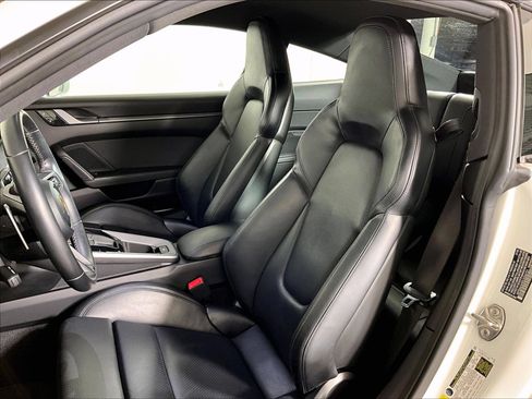 Certified 2020 Porsche 911 Carrera RWD image 5