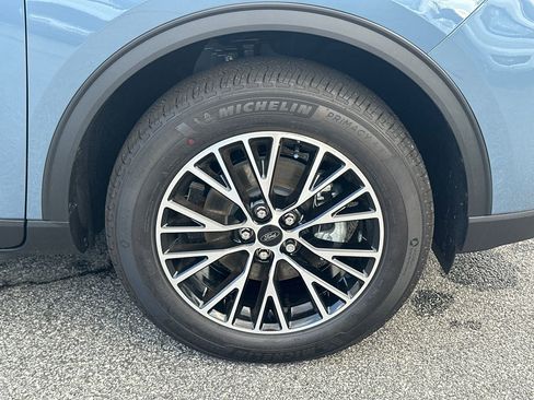 New 2026 Ford Escape SE FWD image 42