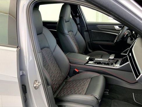 New 2026 Audi RS 6 performance image 9