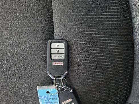 Used 2018 Honda Accord Sport image 35