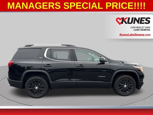 Used 2018 GMC Acadia SLT AWD/4WD image 3