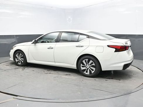 Used 2021 Nissan Altima 2.5 S FWD image 4