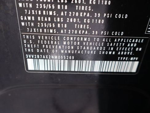Used 2022 Volkswagen Tiguan SE AWD/4WD image 42