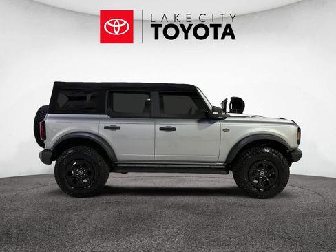 Used 2024 Ford Bronco Wildtrak image 8