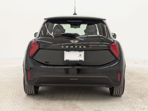 Certified 2025 MINI Cooper S image 10