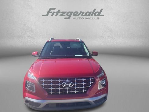 Used 2022 Hyundai Venue Limited w/ Cargo Package image 1