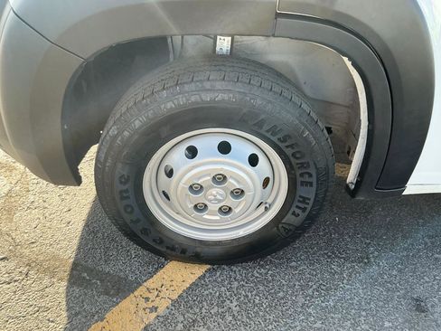 Used 2023 RAM ProMaster 2500 FWD image 7