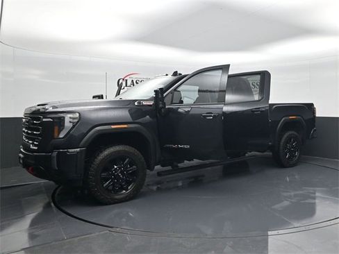 Used 2024 GMC Sierra 2500 AT4 w/ AT4 Premium Plus Package image 33