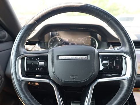 Used 2023 Land Rover Range Rover Evoque R-Dynamic S AWD/4WD image 13