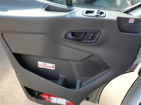 Used 2020 Ford Transit 150 XL image 7