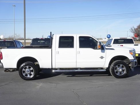 Used 2011 Ford F250 Lariat w/ Lariat Interior Pkg image 5
