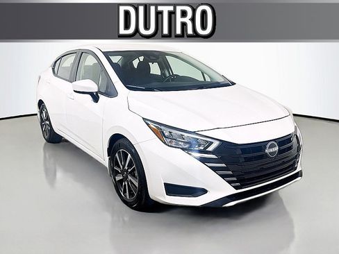 Certified 2025 Nissan Versa SV w/ Trunk Package FWD image 1