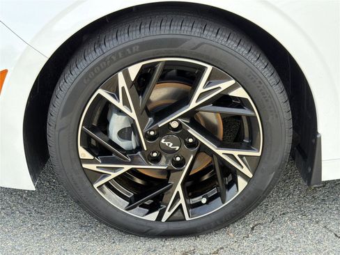 Used 2025 Kia K5 GT-Line w/ GT-Line Premium Package FWD image 34