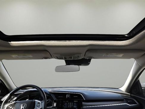 Used 2020 Honda Civic EX image 19