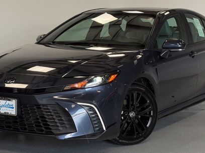 Used 2026 Toyota Camry SE w/ Convenience Package