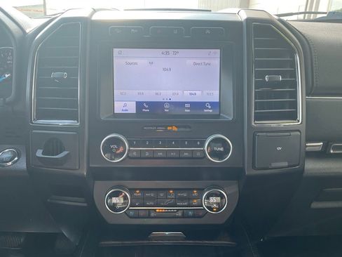 Used 2021 Ford Expedition Max Limited image 16