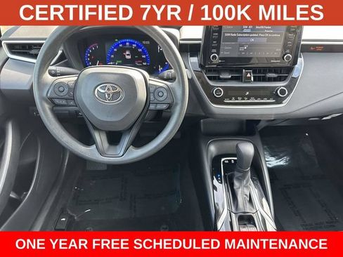 Used 2022 Toyota Corolla LE FWD image 16