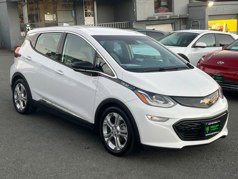 Used 2021 Chevrolet Bolt LT image 3