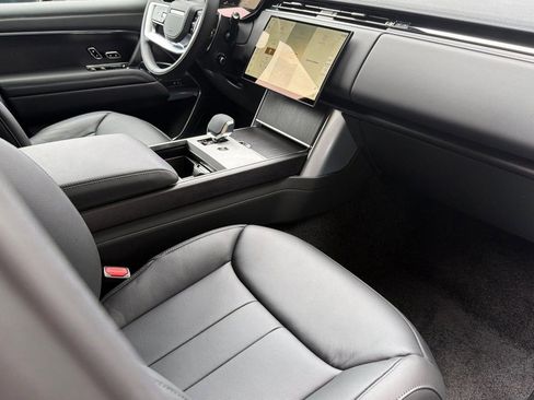 New 2026 Land Rover Range Rover SE AWD/4WD image 28