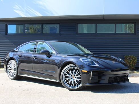 New 2026 Porsche Panamera image 9