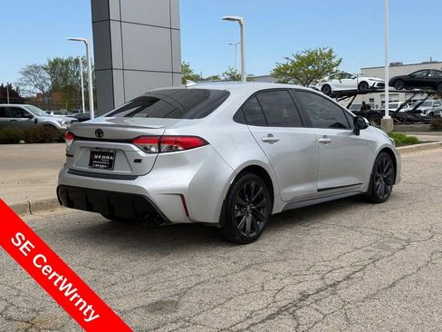 Used 2025 Toyota Corolla SE FWD image 3