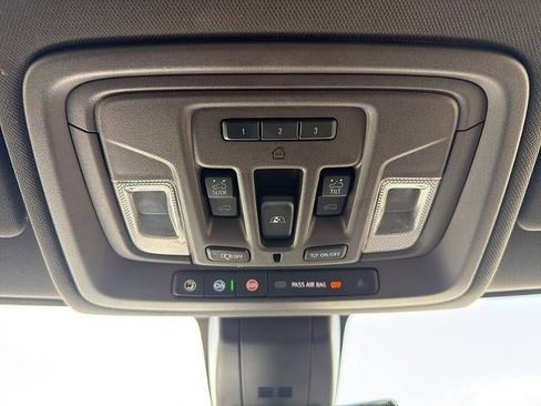 Used 2019 GMC Sierra 1500 Denali w/ Technology Package AWD/4WD image 35