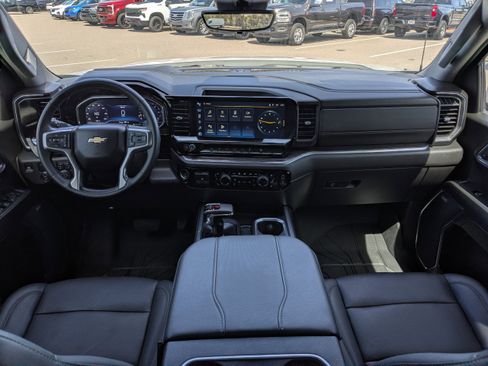 Used 2024 Chevrolet Silverado 1500 LTZ w/ Technology Package image 15