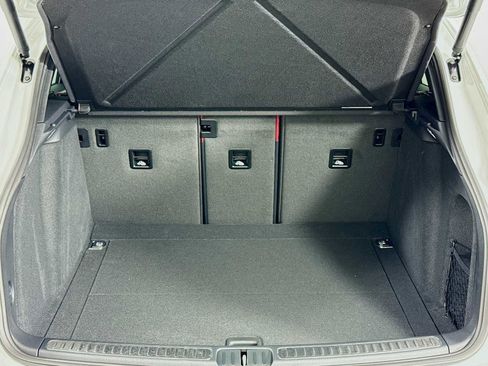 New 2026 Porsche Macan S image 28