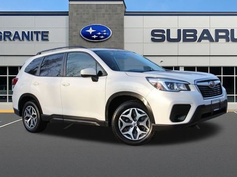 Used 2019 Subaru Forester Premium image 2