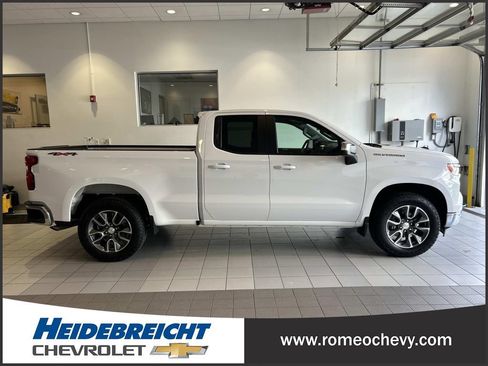 Used 2024 Chevrolet Silverado 1500 LT AWD/4WD image 2
