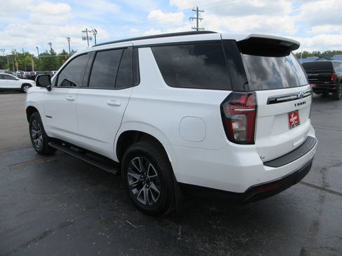 Certified 2023 Chevrolet Tahoe Z71 w/ Luxury Package AWD/4WD image 9
