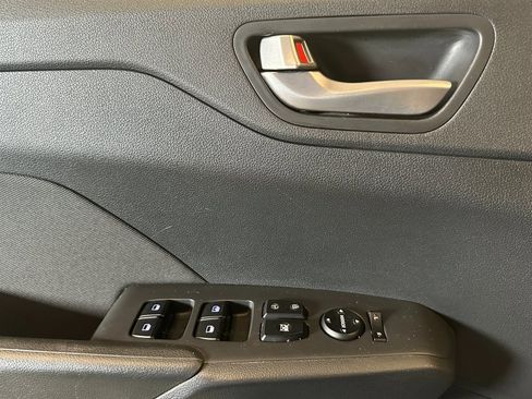 Used 2020 Hyundai Accent SE image 19