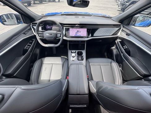 New 2025 Jeep Wagoneer S Limited image 11