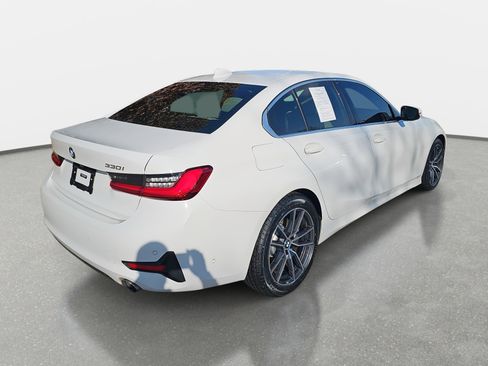 Used 2021 BMW 330i Sedan w/ Premium Package image 5