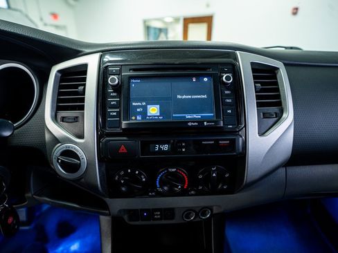 Used 2014 Toyota Tacoma 4x4 Double Cab image 46