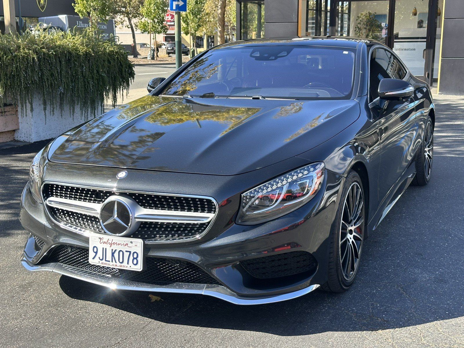 Used 2015 Mercedes-Benz S 550 4MATIC Coupe image 4