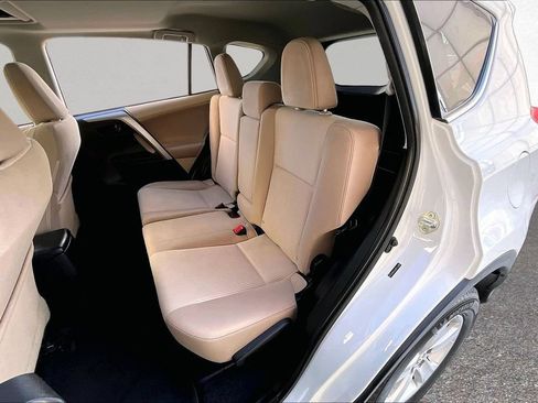 Used 2013 Toyota RAV4 XLE FWD image 22