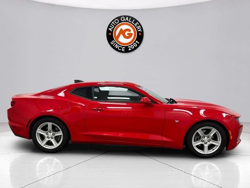 Used 2023 Chevrolet Camaro LT RWD image 8