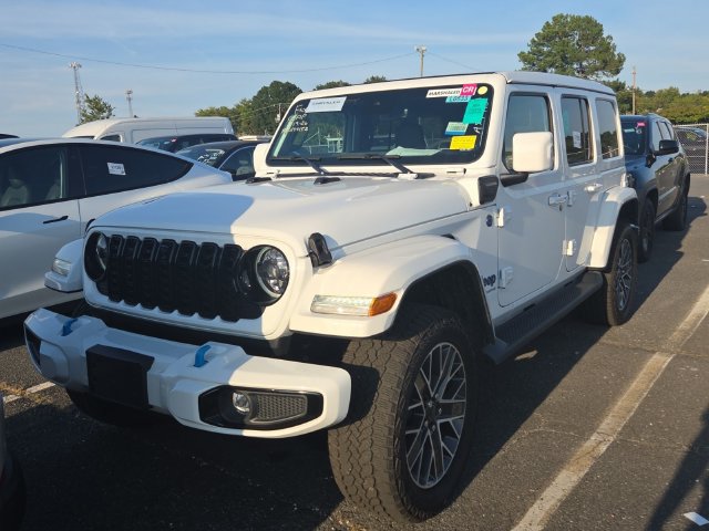 Used 2024 Jeep Wrangler High Altitude AWD/4WD image 5