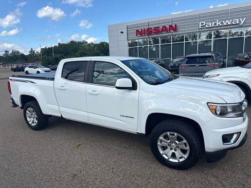 Used 2018 Chevrolet Colorado LT w/ LT Convenience Package AWD/4WD image 1