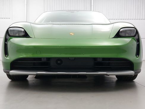 Certified 2022 Porsche Taycan 4S AWD/4WD image 10