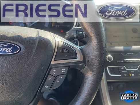 Used 2019 Ford Fusion SE image 14